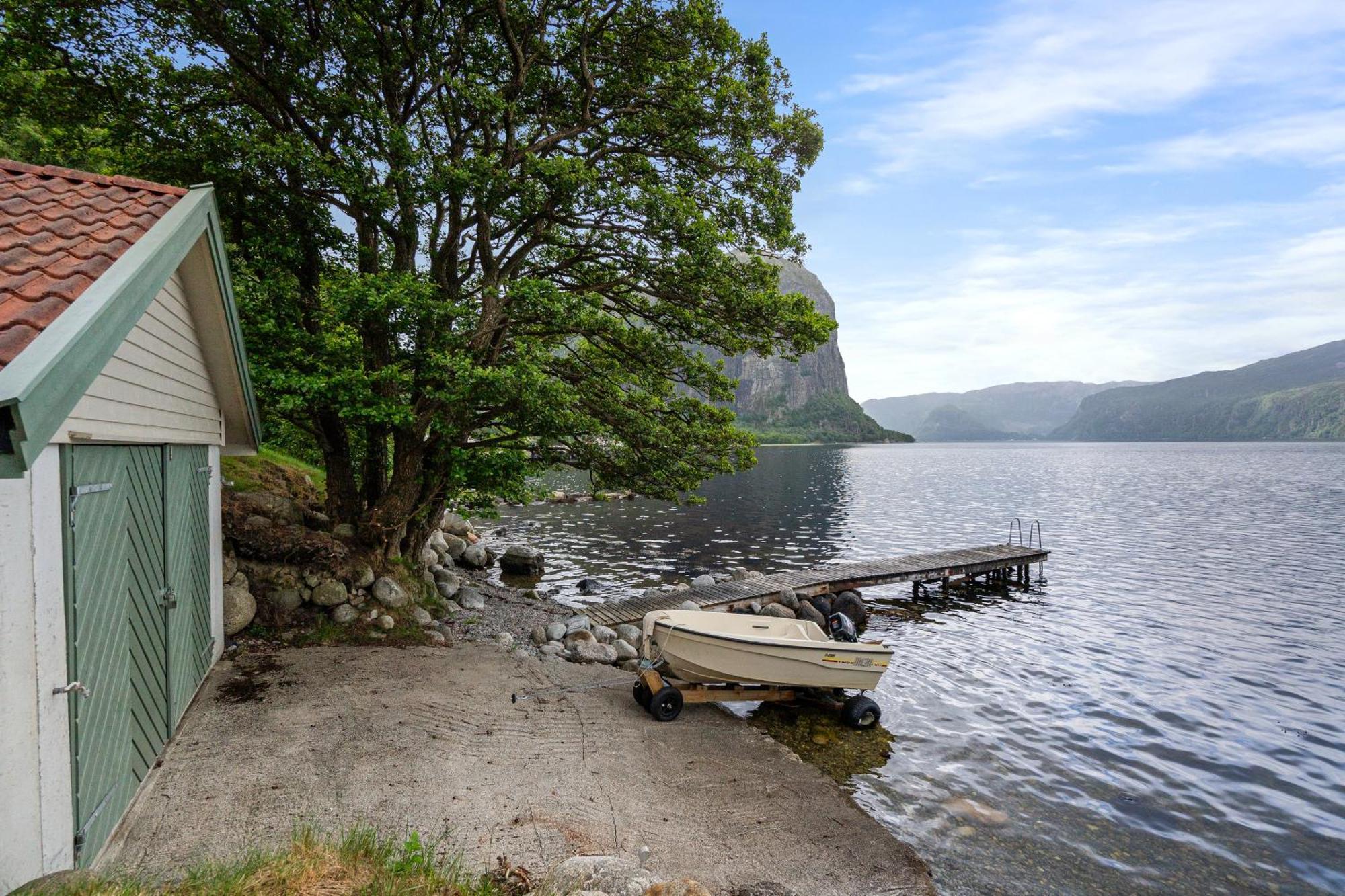 Beautiful Beach Line Cabin With Sauna Near Pulpit Rock Villa Forsand ภายนอก รูปภาพ